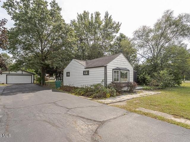 House for sale in Holland, Lucas County