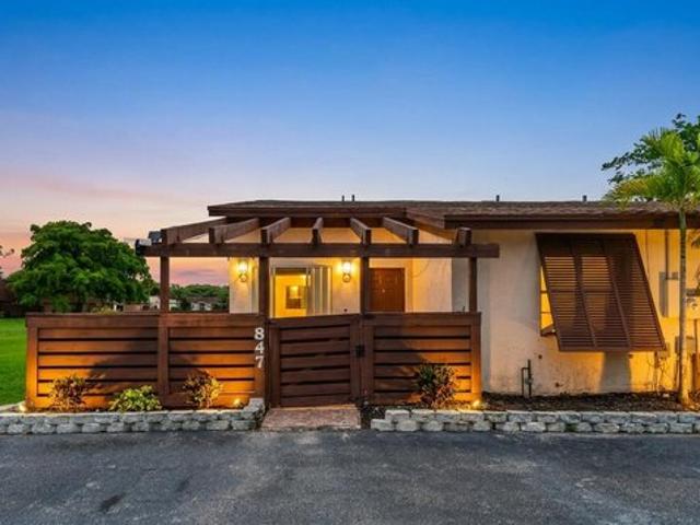 House for sale in Davie, Florida