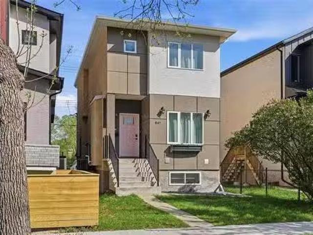 House for sale in East St. Paul, Manitoba