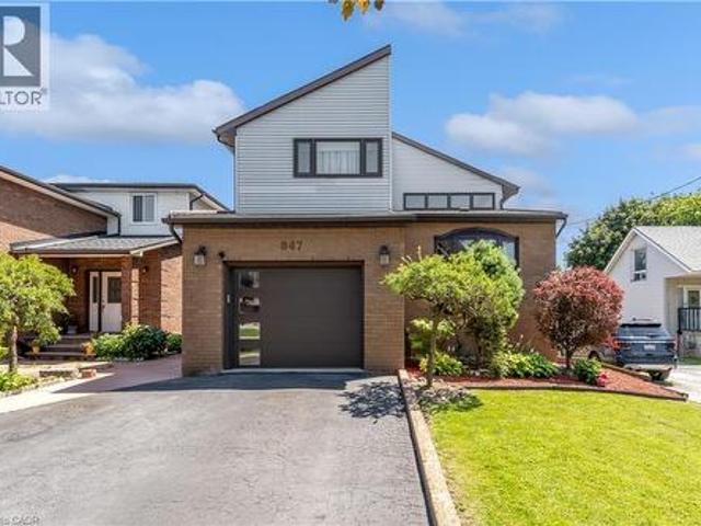 House for sale in Ancaster, Ontario