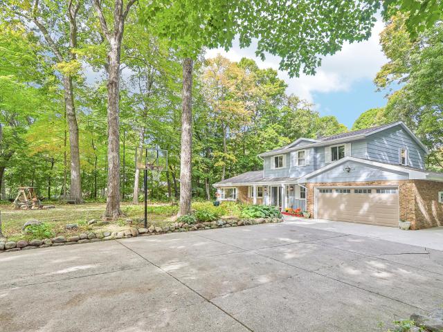 House for sale in Midland, Greendale
