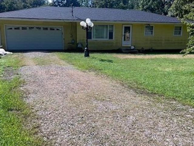 House for sale in Hopewell, Ohio