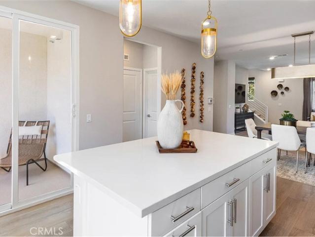 Condo for sale in Alta, California