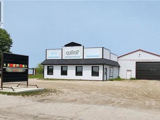 Commercial for rent in Perth, Ontario