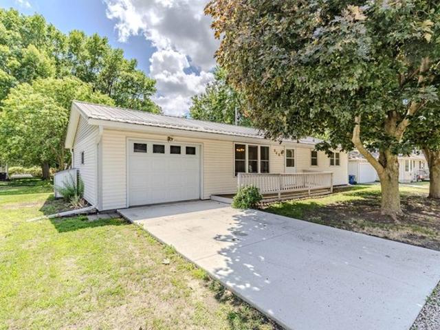 House for sale in Ocheyedan, Iowa