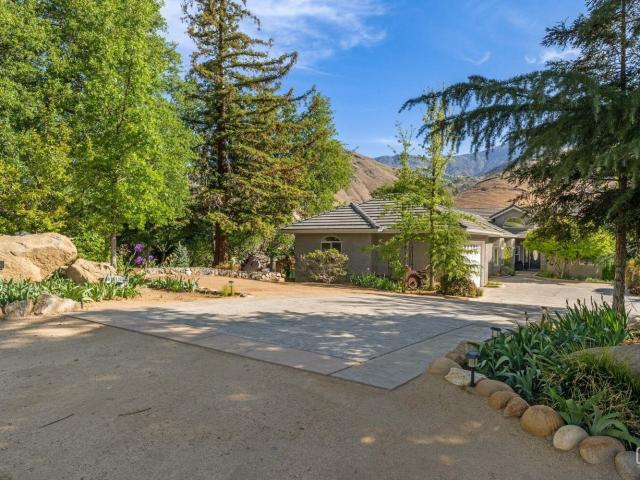 House for sale in Kernville