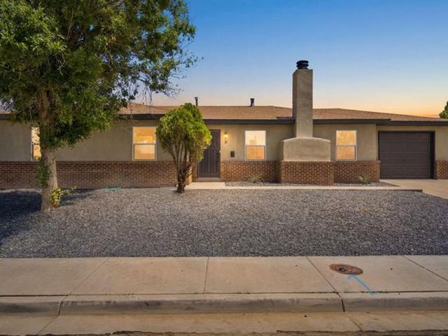 House for sale in Los Lunas, New Mexico