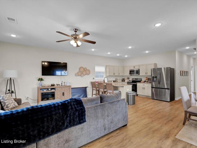 House for sale in La Grange, Kentucky