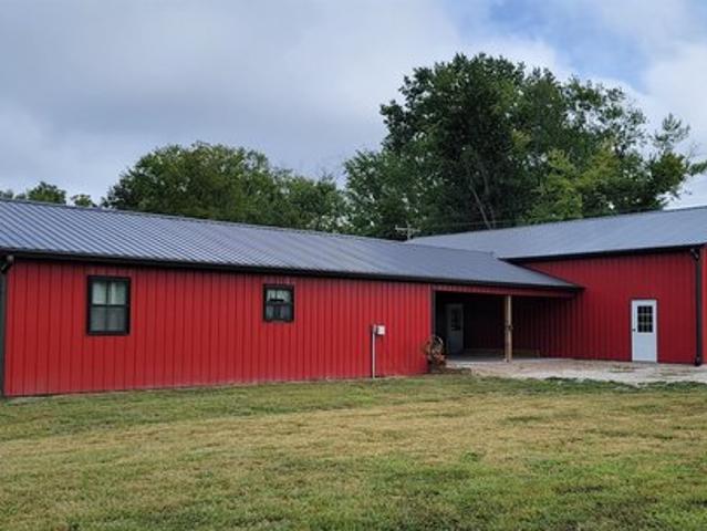 House for sale in Jasonville, Indiana