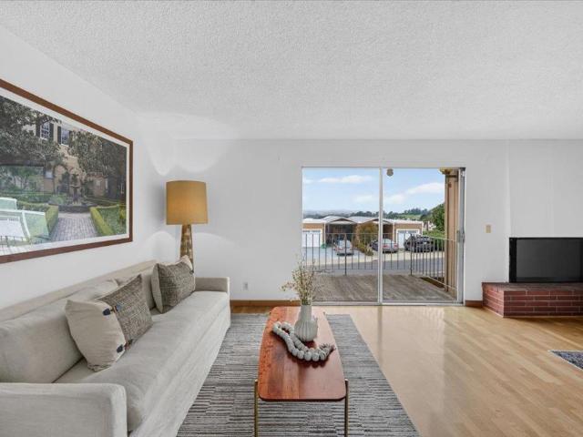 Townhouse for sale in San Mateo, California
