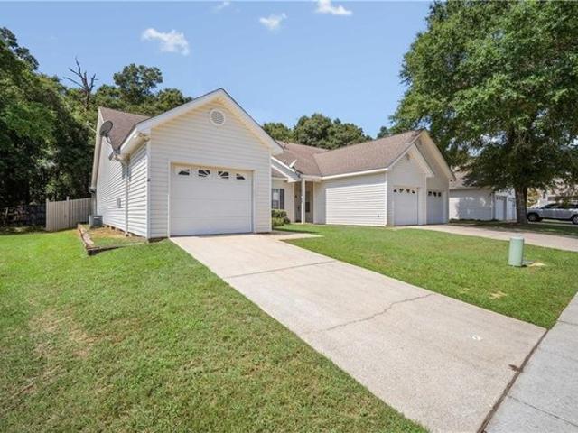 Townhouse for sale in Mobile, Alabama