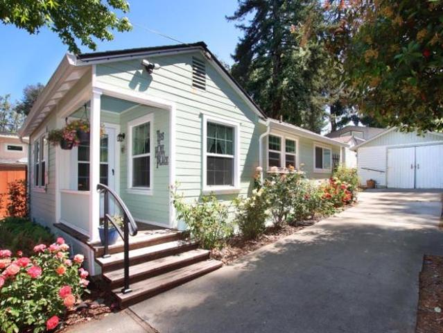 House for sale in Ben Lomond, California