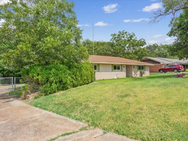 House for sale in Woodway, Texas