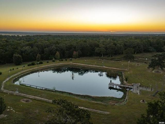 Farm for sale in Milano, Milam County