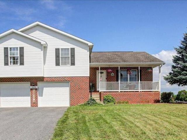 House for sale in Chambersburg, Pennsylvania