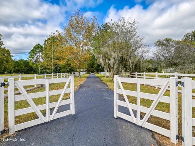 House for sale in Palatka, Florida