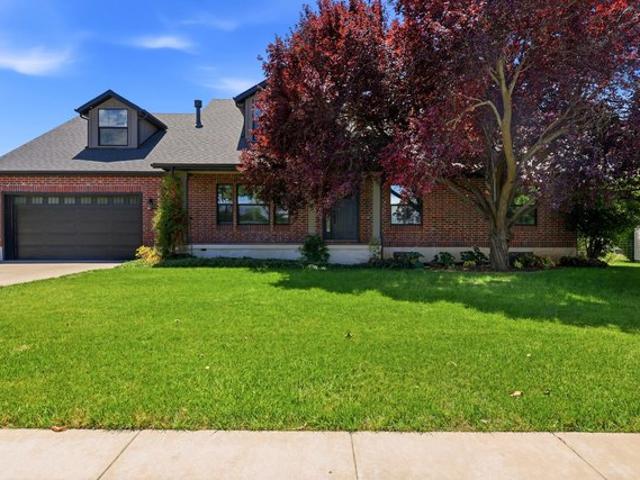 House for sale in Syracuse, Utah