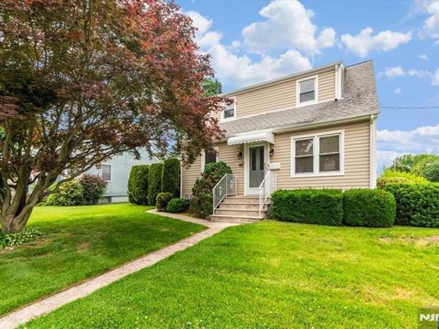 House for sale in Maywood, New Jersey
