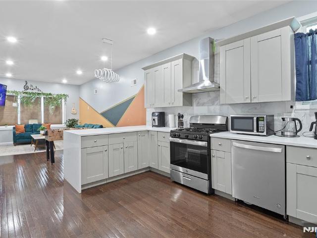 House for sale in Hudson, New Jersey