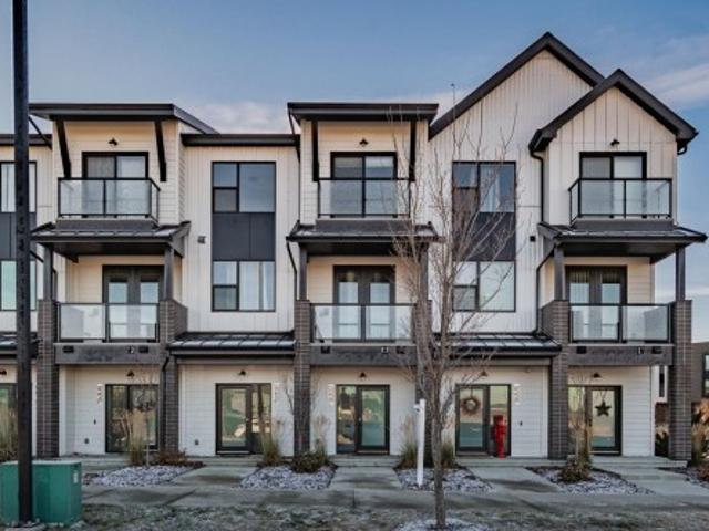 Townhouse for sale in Saint Albert, Alberta