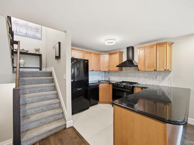Condo for sale in Queens County, New York