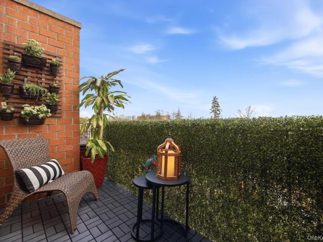 Condo for sale in Queens, Arverne