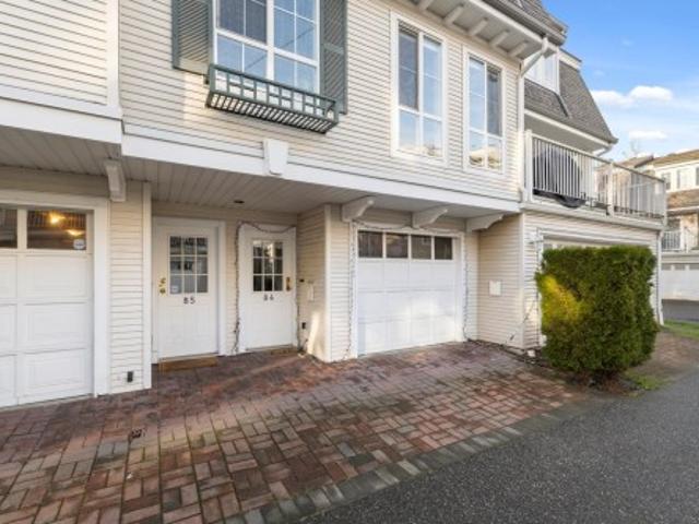 Townhouse for sale in Walnut Grove, British Columbia