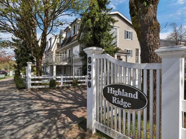 Townhouse for sale in Walnut Grove, British Columbia