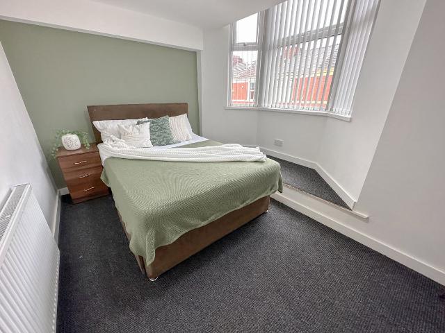 House for rent in Kensington, Calderstones