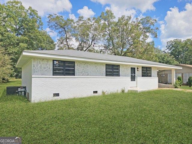House for sale in Zebulon, Georgia
