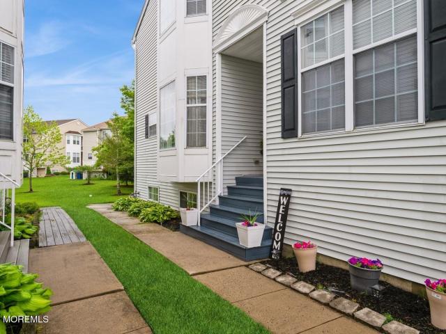 Condo for sale in Tinton Falls