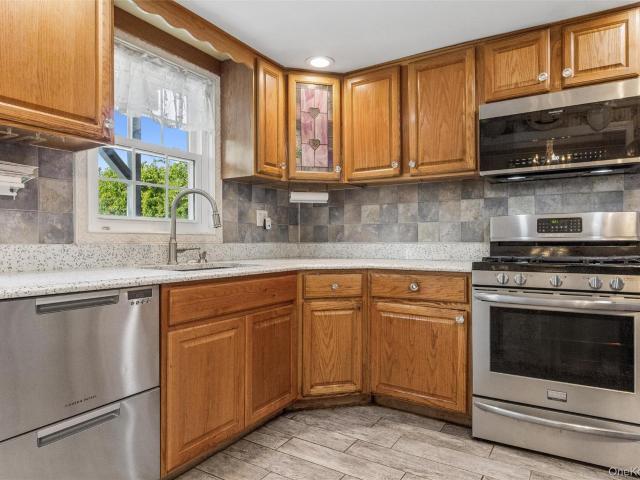 House for sale in West Babylon, Town of Babylon