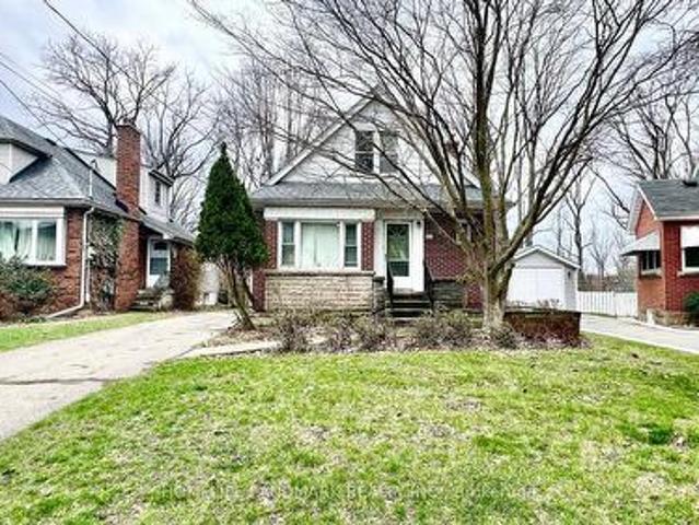 House for sale in Ancaster, Ontario