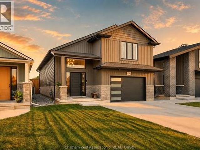 House for sale in Chatham–kent, Ontario