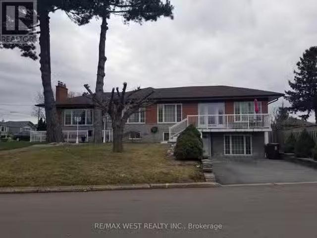 House for rent in Woburn, Ontario