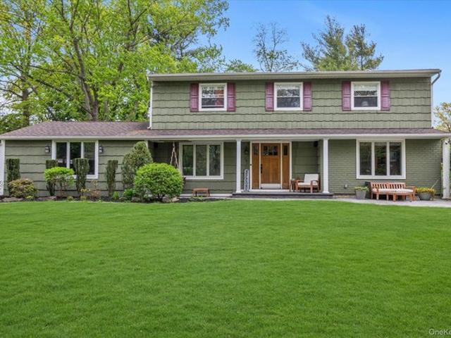 House for sale in Huntington, New York