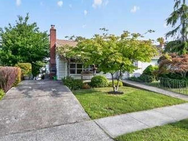House for sale in Babylon, New York