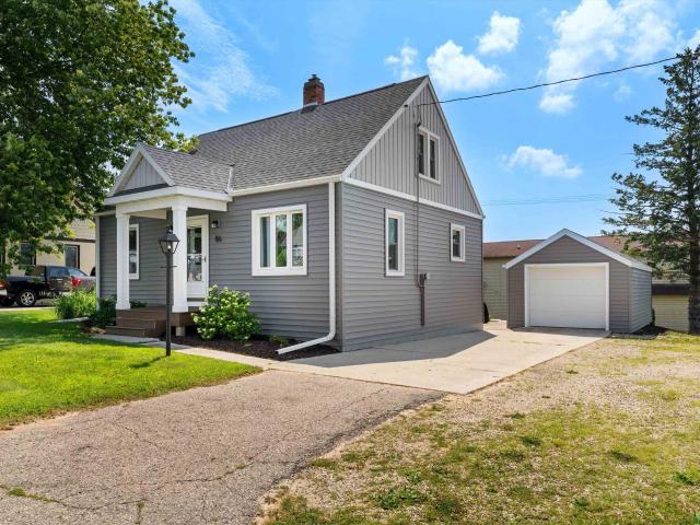 House for sale in Algoma, Wisconsin