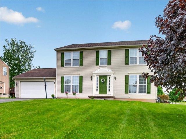 House for sale in Henrietta, New York