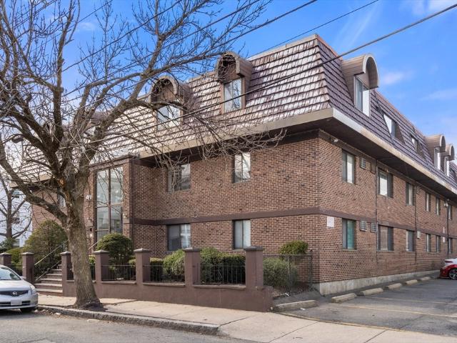 Condo for sale in Somerville, Massachusetts