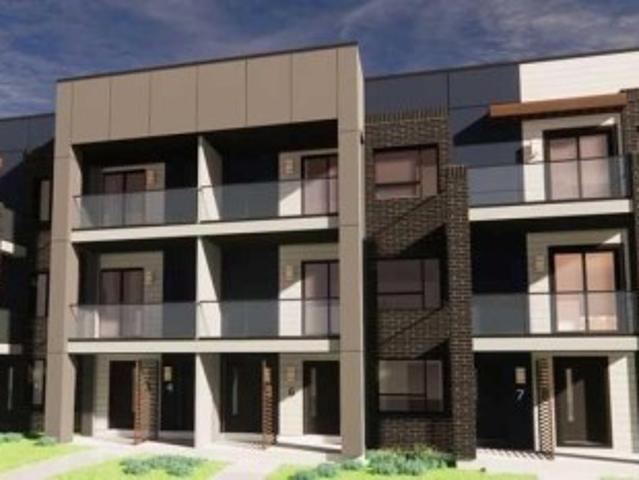 Townhouse for sale in Northwest, Alberta