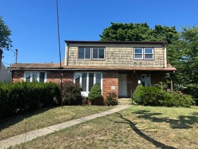 House for sale in Babylon, New York