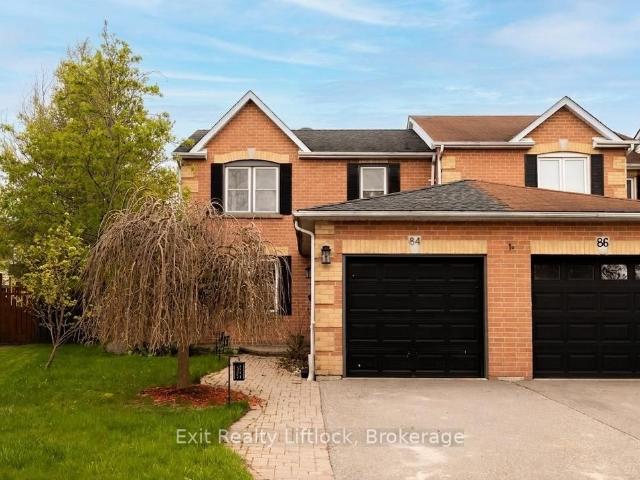 Townhouse for sale in Woburn, Ontario