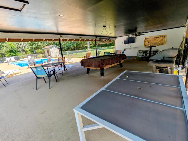 House for sale in Stone, Missouri