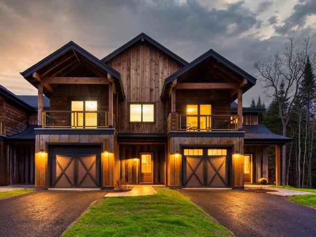 Townhouse for sale in Essex, New York