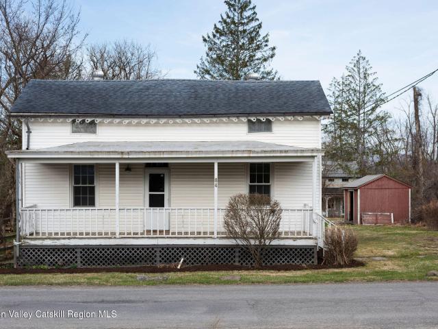 House for sale in Red Hook, New York