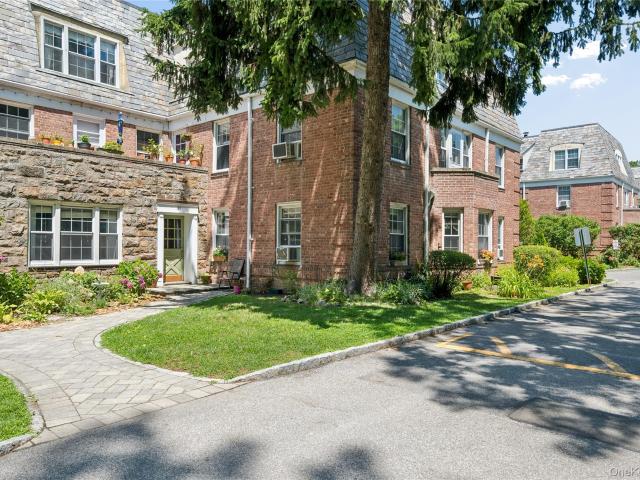Property for sale in Hartsdale, New York
