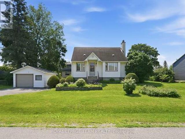 House for sale in College, Ottawa