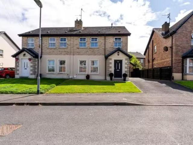 House for sale in Corry, Connacht