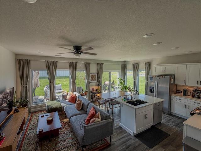 House for sale in Warrensburg, Johnson County
